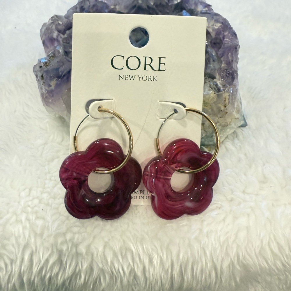 Gold Tone Fuchsia Floral Earrings